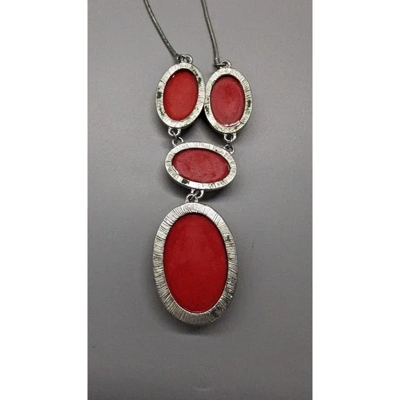 Red Acrylic Necklace Bracelet Set Pendant Silver Tone Chain Adjustable Necklace - Picture 3 of 10
